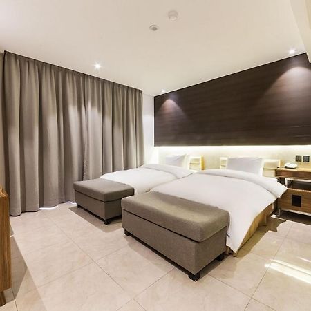 Incheon International Airport Golden Boutique Hotel Экстерьер фото