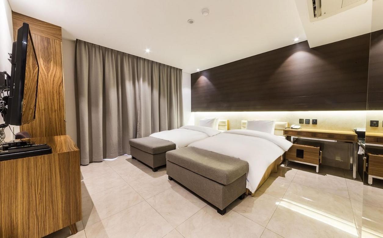 Incheon International Airport Golden Boutique Hotel Экстерьер фото