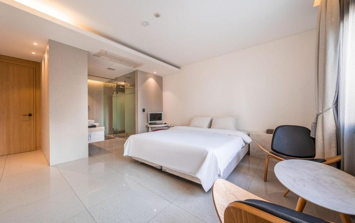 Incheon International Airport Golden Boutique Hotel Экстерьер фото